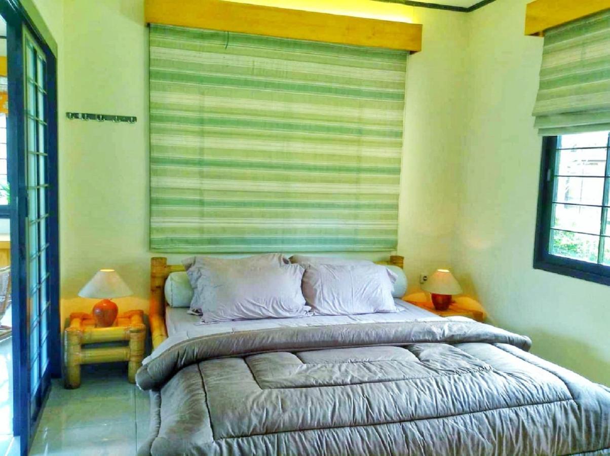 Designer Villa Osaka Puncak Kültér fotó