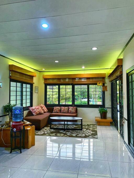 Designer Villa Osaka Puncak Kültér fotó