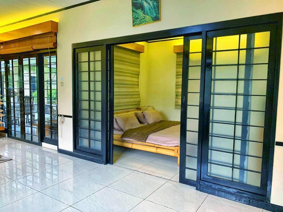 Designer Villa Osaka Puncak Kültér fotó