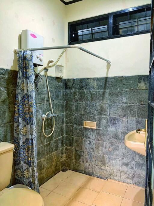 Designer Villa Osaka Puncak Kültér fotó