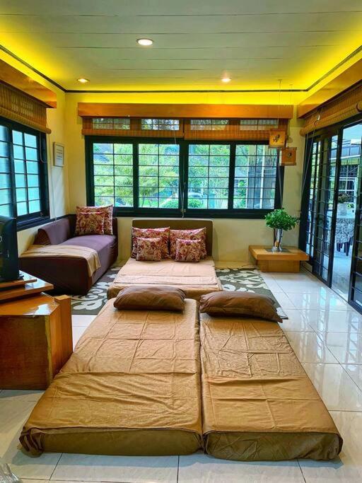 Designer Villa Osaka Puncak Kültér fotó