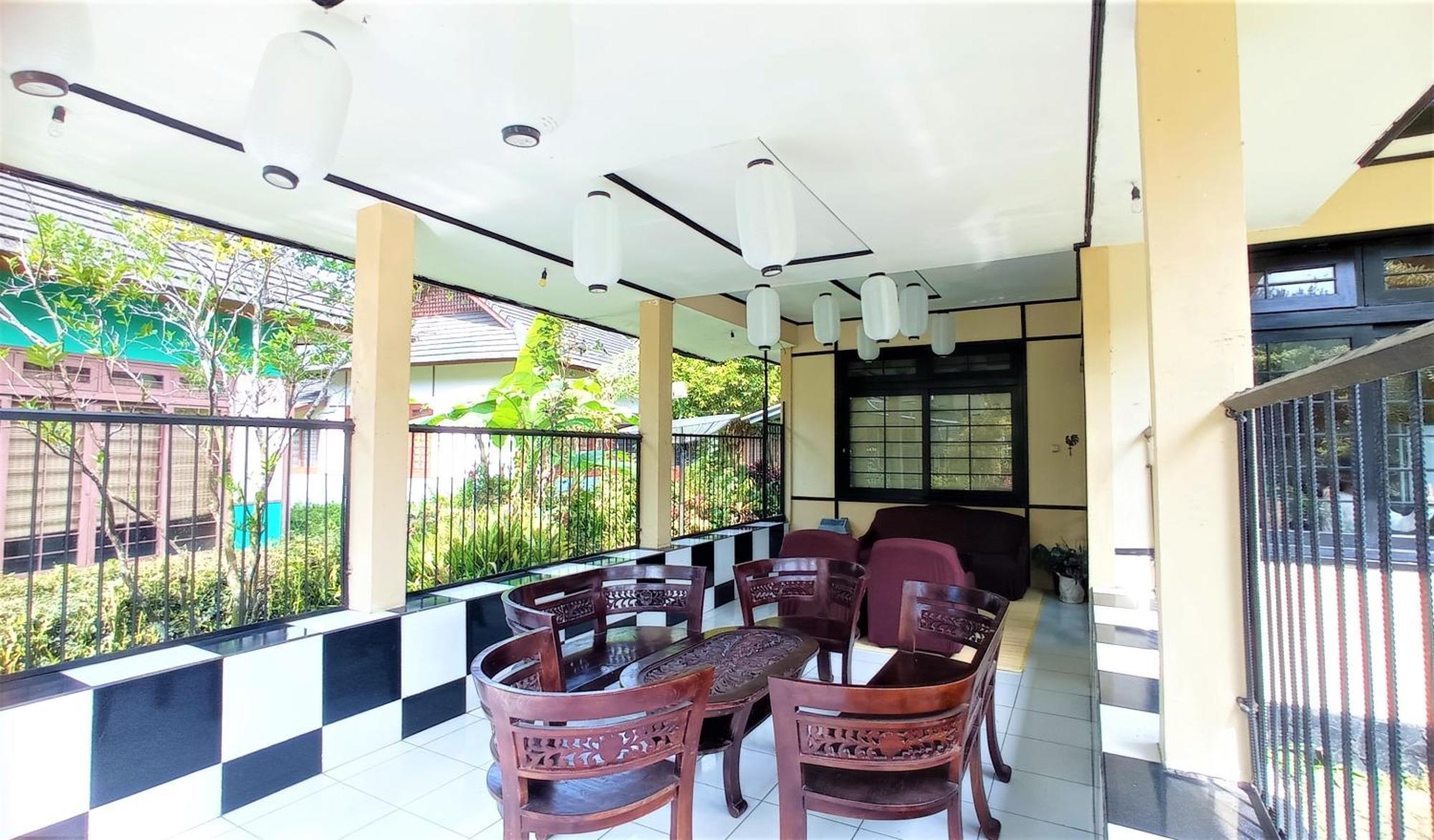 Designer Villa Osaka Puncak Kültér fotó