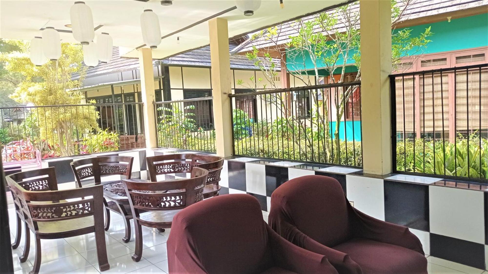 Designer Villa Osaka Puncak Kültér fotó